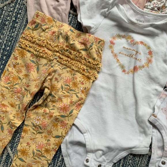 Carter’s Spring Clothing Bundle - Picture 4 of 11